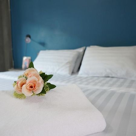 Matini Klong1 Hotel Rangsit Bagian luar foto