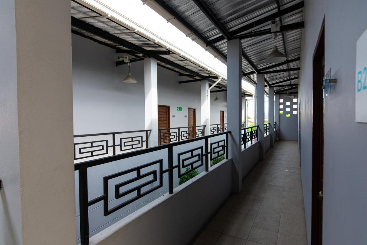 Matini Klong1 Hotel Rangsit Bagian luar foto