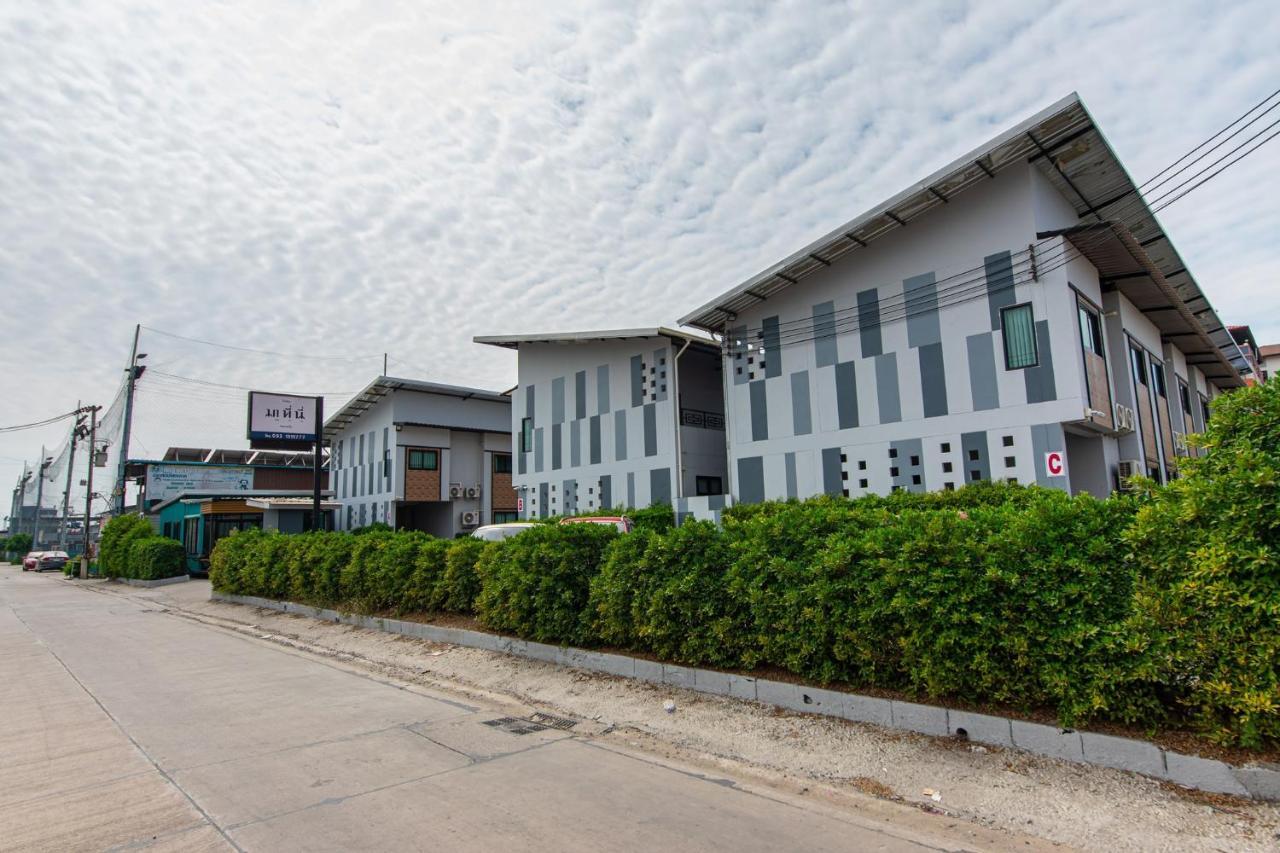 Matini Klong1 Hotel Rangsit Bagian luar foto