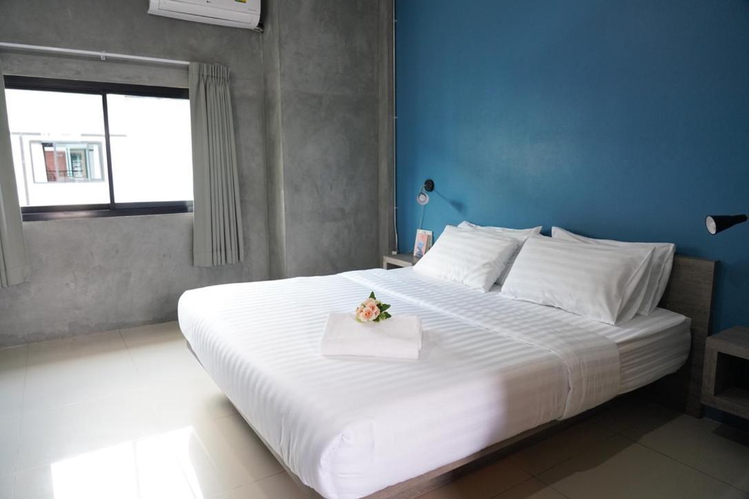 Matini Klong1 Hotel Rangsit Bagian luar foto