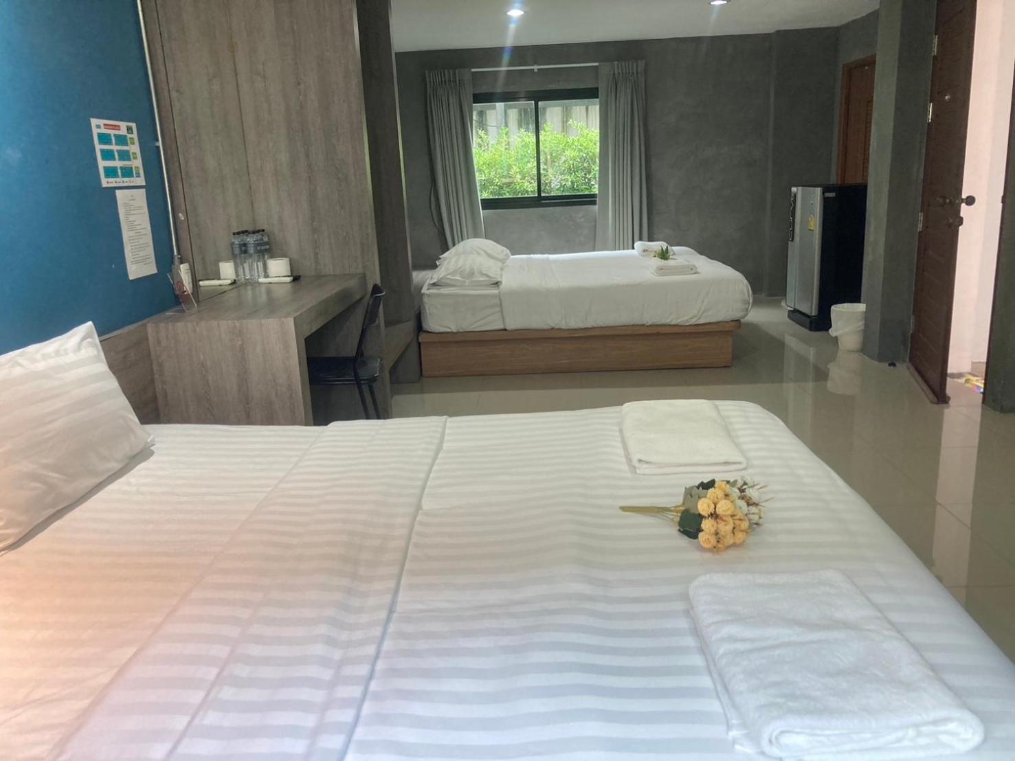Matini Klong1 Hotel Rangsit Bagian luar foto