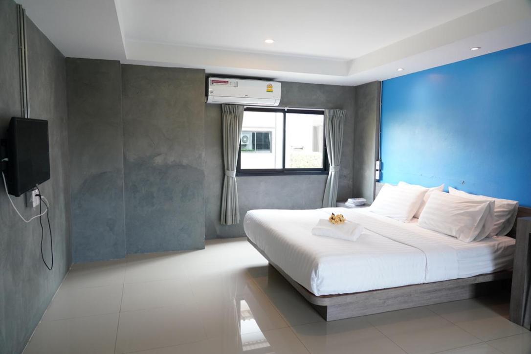 Matini Klong1 Hotel Rangsit Bagian luar foto